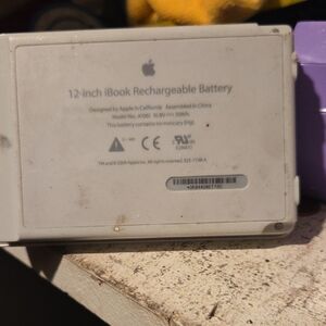 Apple iBook 12-inch Rechargeable Battery - Gray